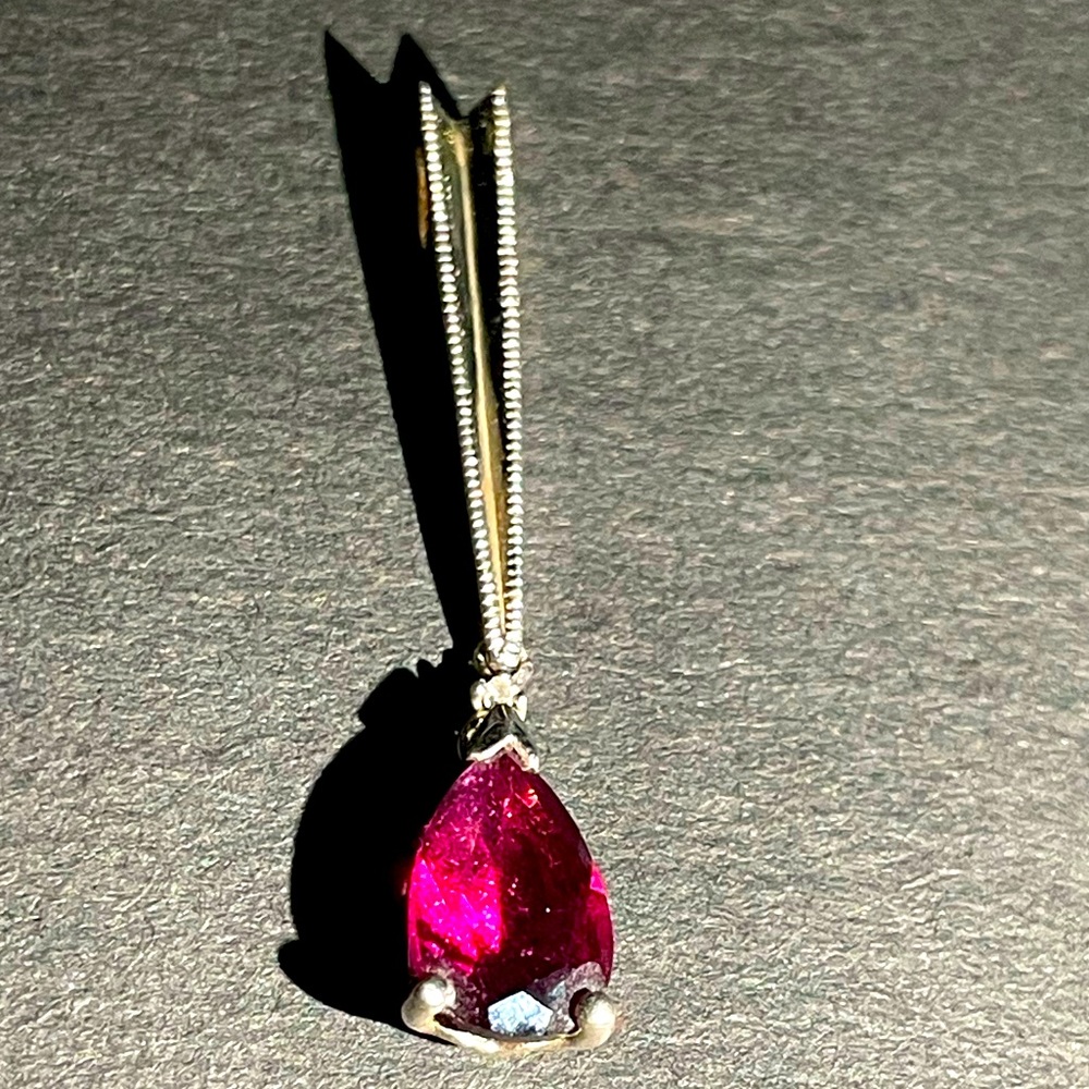 Rhodolite Garnet 0.925 Sterling Silver Pendant
